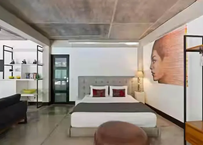 Modern With Shared Pool - By The